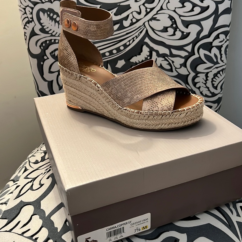 NIB Carma Copper Franco Sarto Ankle Strap Wedge Sandal Size 7.5